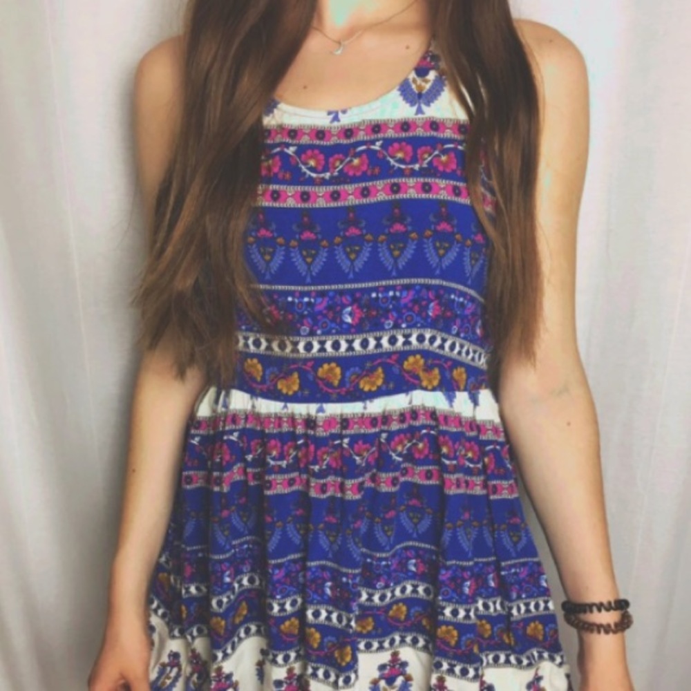 Forever 21 Cotton Floral Summer Dress Size-  Med